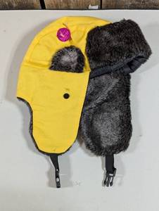 lot 63 image: Fashion Accessories - Yellow Fur Hat