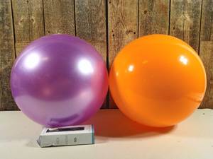 lot 101 image: Orange & Purple Balls