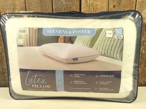 lot 120 image: STEARNS & FOSTER LATEX PILLOW STANDARD SIZE