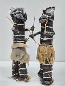 Pair of Vintage New Guinea Mendi Dolls
