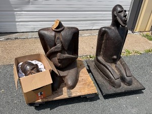 Outstanding Pair of Large Early Djenne Kneeling Figures&nbsp