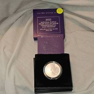 lot 53 image: 2022 National Purple Heart Hall of Fame UNC 1oz Silver Dollar-US Mint