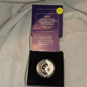 lot 54 image: 2022 National Purple Heart Hall of Fame  Proof UNC 1oz Silver Dollar-US Mint
