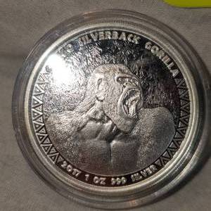 lot 63 image: 2017 Congo Gorilla 1 ounce Coin
