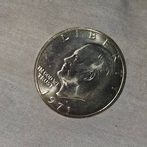 lot 83 image: 1971 S Ike Siller Dollar AU 40%