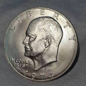 lot 85 image: 1974 S Ike Silver Proof Dollar BU 40%