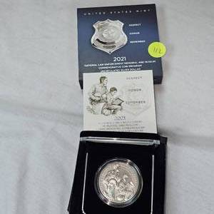 lot 112 image: 2021 1oz Silver Law Enforcement Commemerative Coin