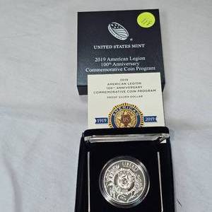 lot 118 image: 2019 US Mint 1oz 100th Anniversary American Legion