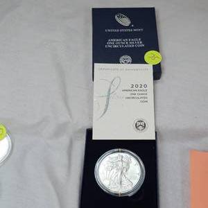 lot 75 image: 2020 US Mint Silver Eagle 1oz Silver Coin