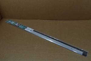 lot 19 image: Commercial Screw-On Door Sweep