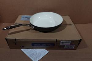 lot 31 image: Tramontina 12 Ceramic Interior Frying Pan