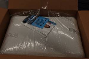 lot 34 image: Shredded Memory Foam Pillow