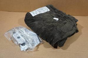 lot 50 image: Sunbeam Heated Throw Blanket