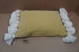lot 67 image: Cotton Chenille Lumbar Tassels Throw Pillow - 20x14