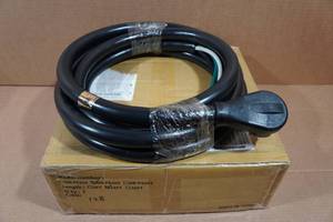 lot 74 image: 15 Appliance Replacement Cord