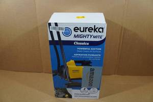 lot 125 image: Eureka Mighty Mite Vacuum