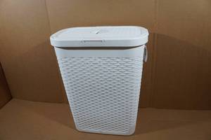 lot 157 image: 40L Clothes Hamper - White