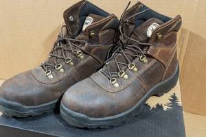 lot 182 image: Irish Setter Ely Mens 6 Work Boots Style 83607 - Size 10