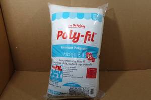 lot 30B image: 2lbs Poly-Fil Premium Polyester Fiber Fill