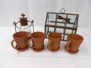 lot 94 image: Hallmark Terracotta Mug Set, Lantern, terrarium