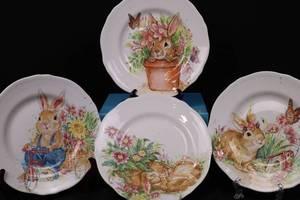 lot 2 image: Pier 1 Hop Town Bunnies Salad Plates - Boxed