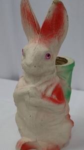 lot 17 image: Vintage Papier Mache Easter Rabbit Candy Holder from 1940s