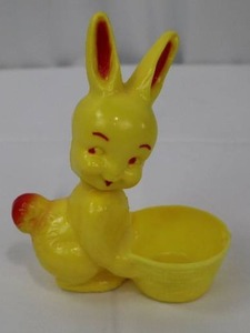 lot 46 image: Vintage 1950s Easter Bunny Bobble-Head with Basket