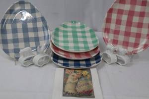 lot 55 image: Easter Egg Shaped Plates, Napkin Rings, Hand Towel