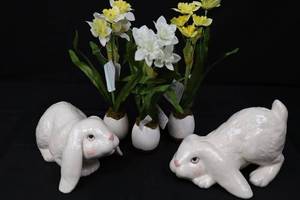 lot 59 image: Two White Ceramic Bunnies with Spring Flowers in Egg Shells