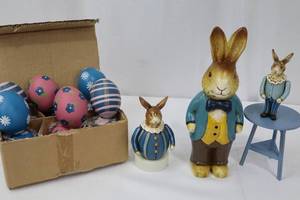 lot 67 image: Wooden Hand Painted Easter Collection