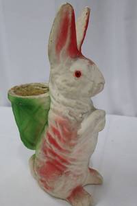 lot 70 image: Vintage Mid-Century Papier Mache Rabbit Candy Holder