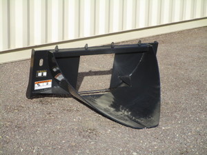 lot 43 image: Wolverine Skid Steer Tree Spade