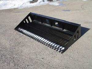 lot 13 image: Wolverine 84 Skid Steer Skeleton Bucket