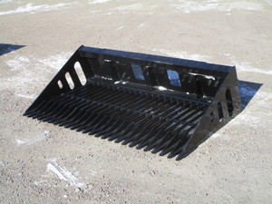 lot 125 image: Wolverine 66 Skid Steer Skeleton Bucket