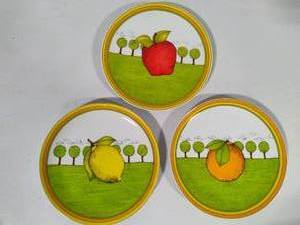 lot 46 image: Department 56 Orchard Pattern Plates