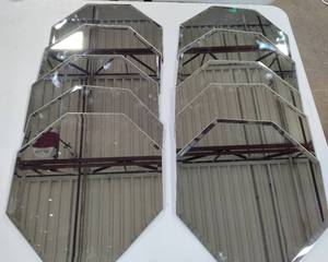 lot 48 image: Ten Mirrored Octagon Plates