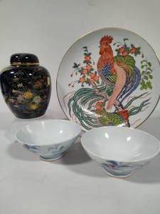 lot 90 image: Asian Decor Items
