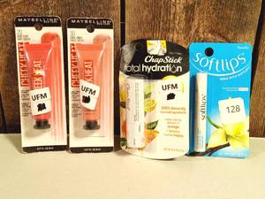 lot 128 image: Blush & Chap Stick