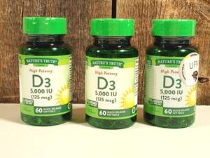 lot 144 image: Natures Truth Vitamin D3 5000 IU Softgels 60ct  (set of 3)