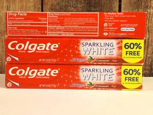 lot 31 image: Colgate Anticavity Fluoride Toothpaste Sparkling White Cinnamint with Cinnamon & Natural Mint Flavor Gel  (set of 3)