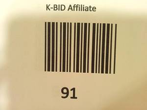 lot 91 image: Clover Valley Canned Sweet Peas, 15 oz  12ct