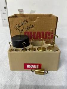 lot 20 image: OHAUS Hooked Weight Set - Laboratory Classroom Force Measuring &amp Calibration - Great Condition