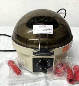lot 102 image: Clay Adams Brand Becton Dickinson Compact II Centrifuge - Great Working Condition