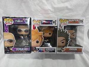 lot 222 image: Lot of 3 Pop Figurines