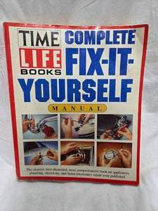 lot 251 image: Lot of DIY Repair Books