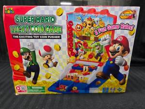 lot 2 image: Super Mario Coin Game