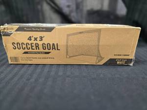 lot 13 image: 4 x 3 Soccer Goal