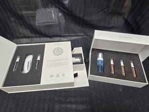 lot 78 image: Juvinesse Electro Stimulation Facial Rejuvenation Kit with Refill Kit