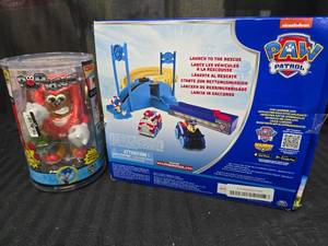lot 149 image: Paw Patrol Launch and Rescue, Pop Taters Figure
