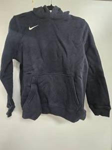 lot 170 image: New Nike Boys Club Fleece Pullover Hoodie Size Large